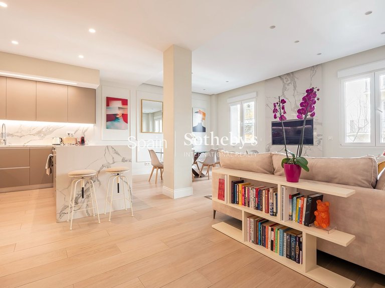 Apartment for Sale in Madrid, Madrid 1