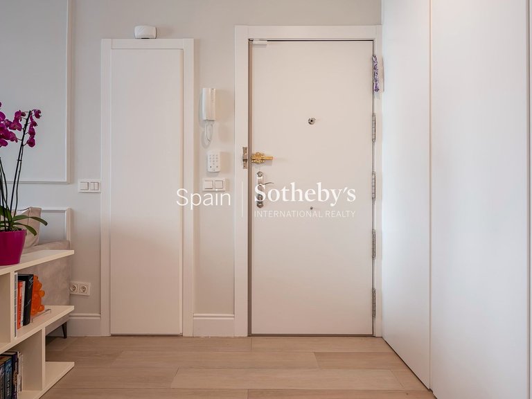 Apartment for Sale in Madrid, Madrid 11