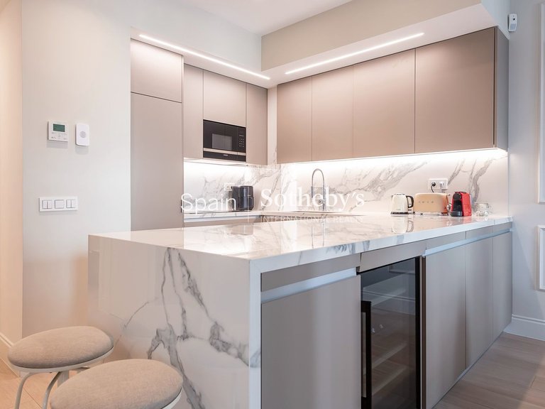 Apartment for Sale in Madrid, Madrid 12