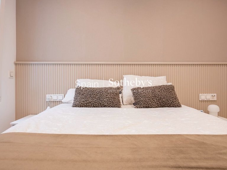 Apartment for Sale in Madrid, Madrid 18