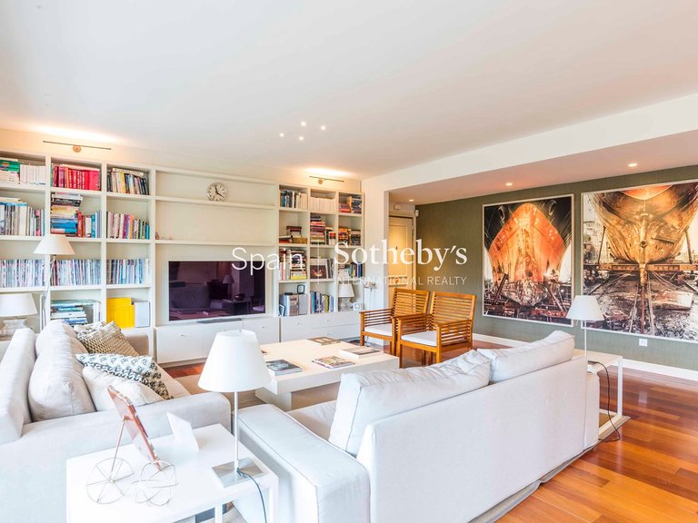 Apartment for Sale in Madrid, Madrid 12