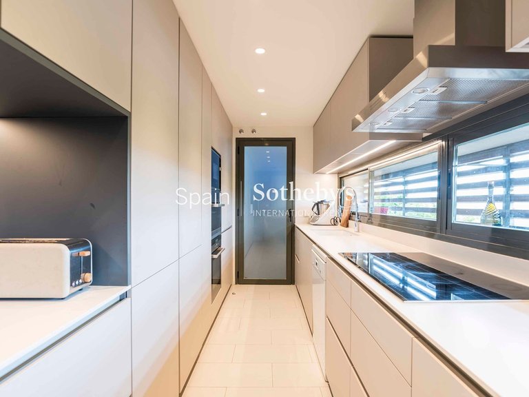 Apartment for Sale in Madrid, Madrid 20