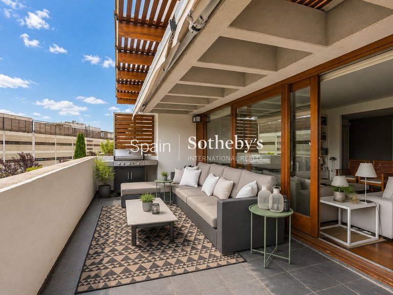 Apartment for Sale in Madrid, Madrid 17