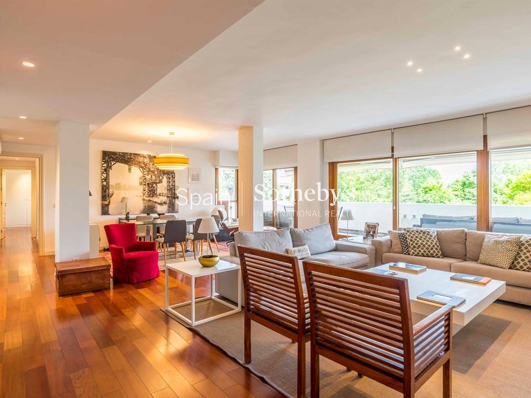 Apartment for Sale in Madrid, Madrid 5