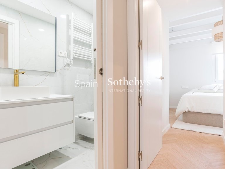 Apartment for Sale in Madrid, Madrid 19
