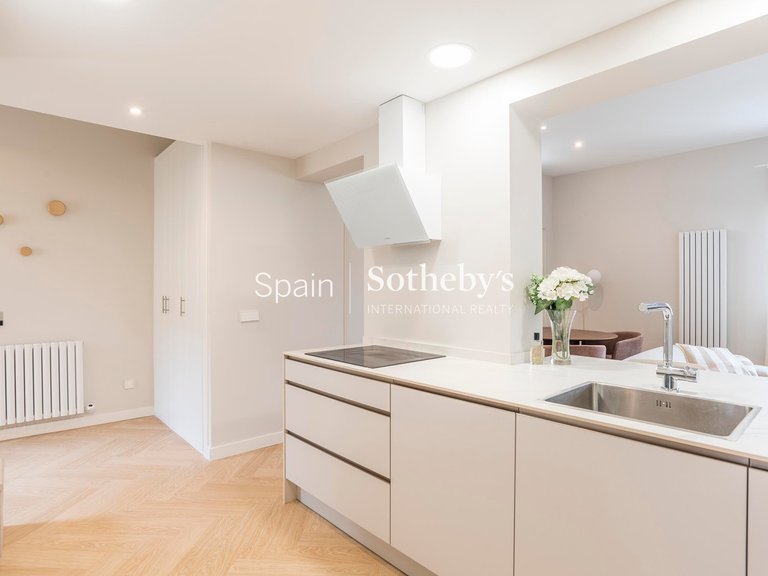 Apartment for Sale in Madrid, Madrid 9