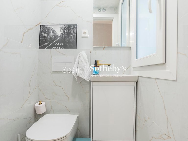 Apartment for Sale in Madrid, Madrid 37