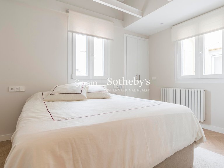 Apartment for Sale in Madrid, Madrid 17