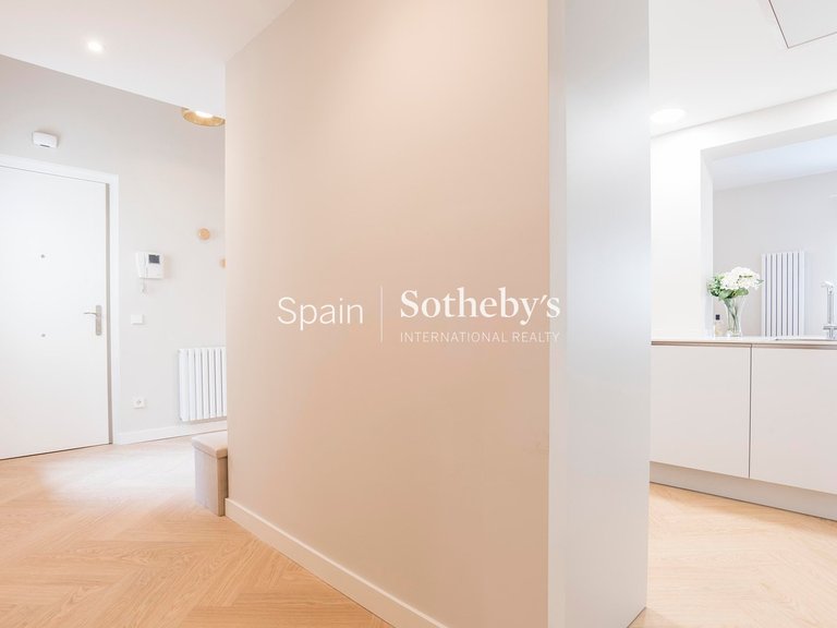 Apartment for Sale in Madrid, Madrid 24