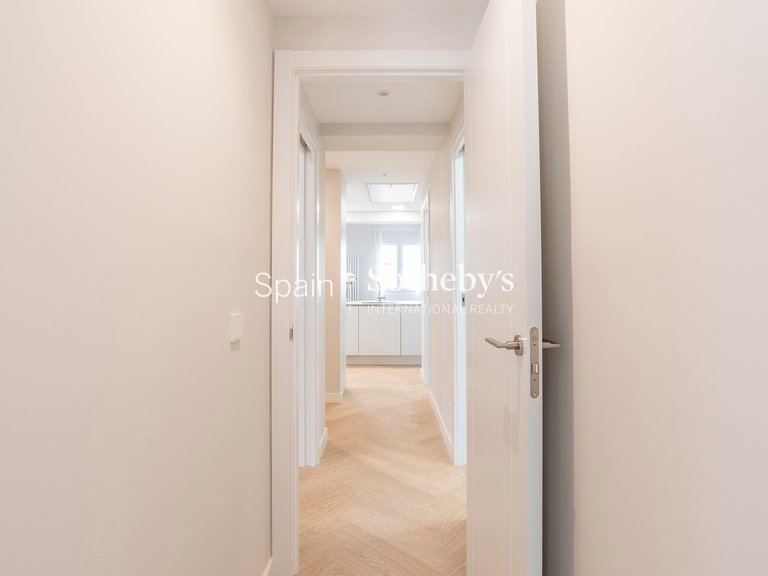Apartment for Sale in Madrid, Madrid 22