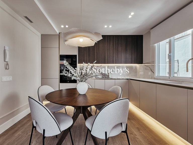 Apartment for Sale in Madrid, Madrid 21