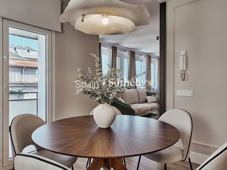 Apartment for Sale in Madrid, Madrid 5