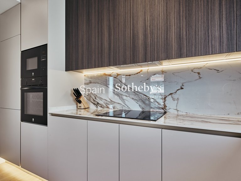 Apartment for Sale in Madrid, Madrid 24