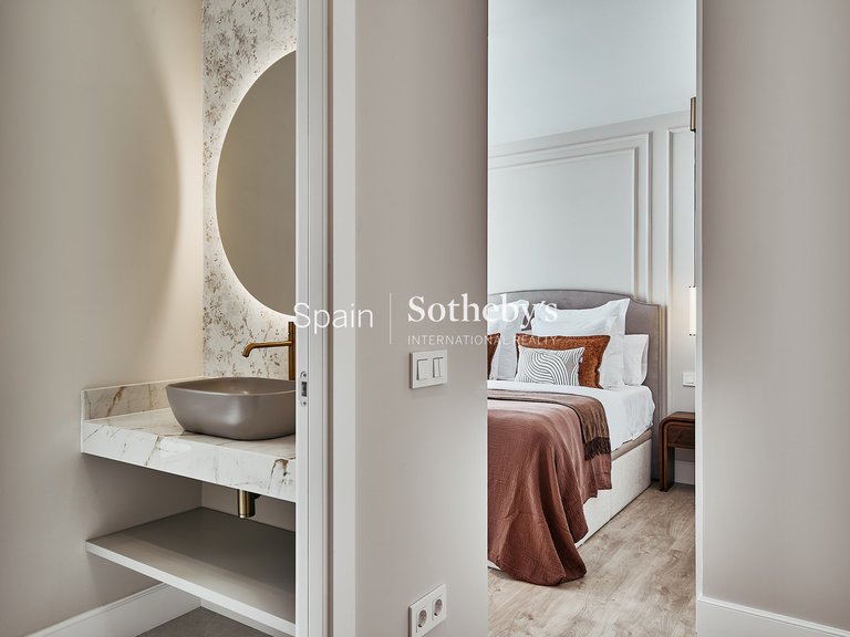 Apartment for Sale in Madrid, Madrid 26