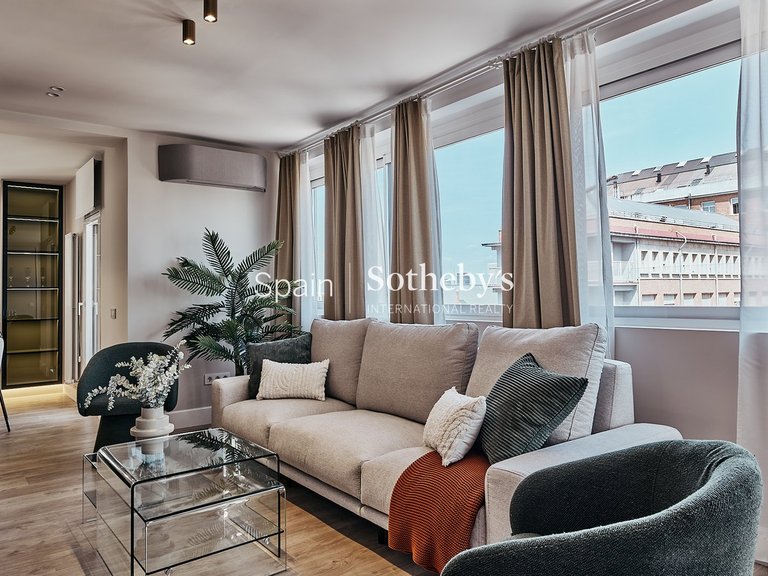 Apartment for Sale in Madrid, Madrid 2