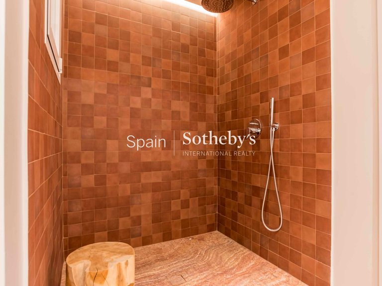 Apartment for Sale in Madrid, Madrid 28