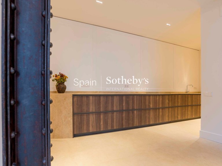 Apartment for Sale in Madrid, Madrid 17