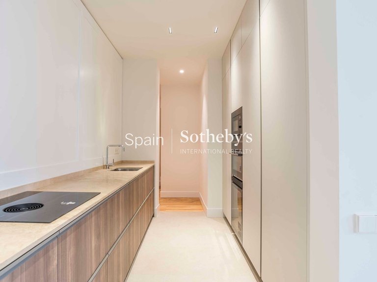 Apartment for Sale in Madrid, Madrid 12