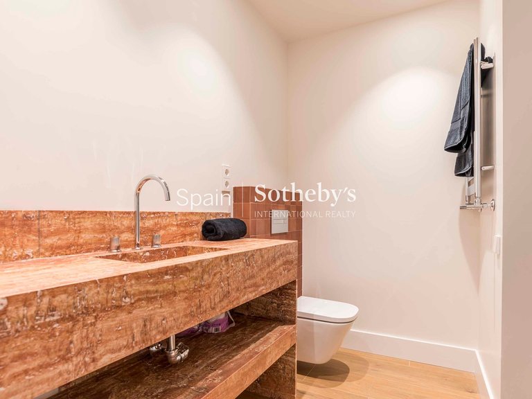 Apartment for Sale in Madrid, Madrid 26