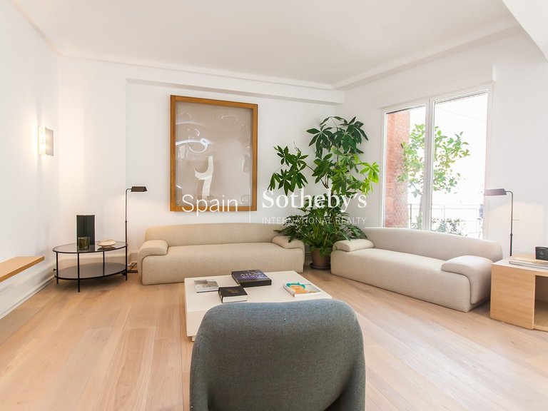 Apartment for Sale in Madrid, Madrid 8