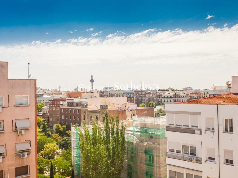 Apartment for Sale in Madrid, Madrid 26