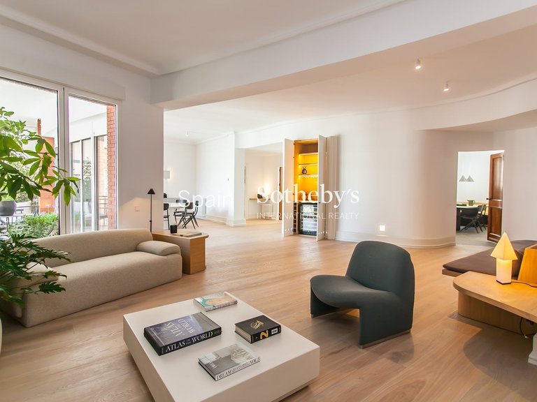 Apartment for Sale in Madrid, Madrid 2