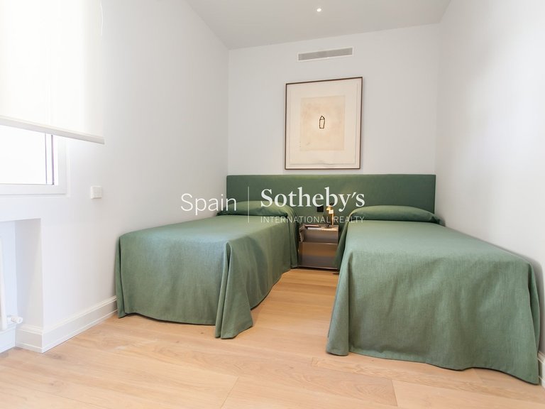 Apartment for Sale in Madrid, Madrid 16