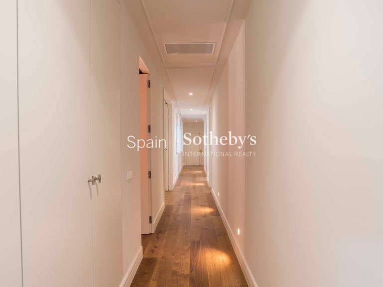 Apartment for Sale in Madrid, Madrid 13