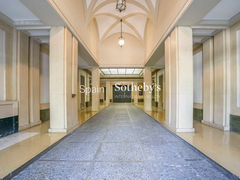 Apartment for Sale in Madrid, Madrid 32