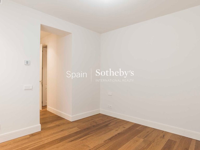 Apartment for Sale in Madrid, Madrid 22
