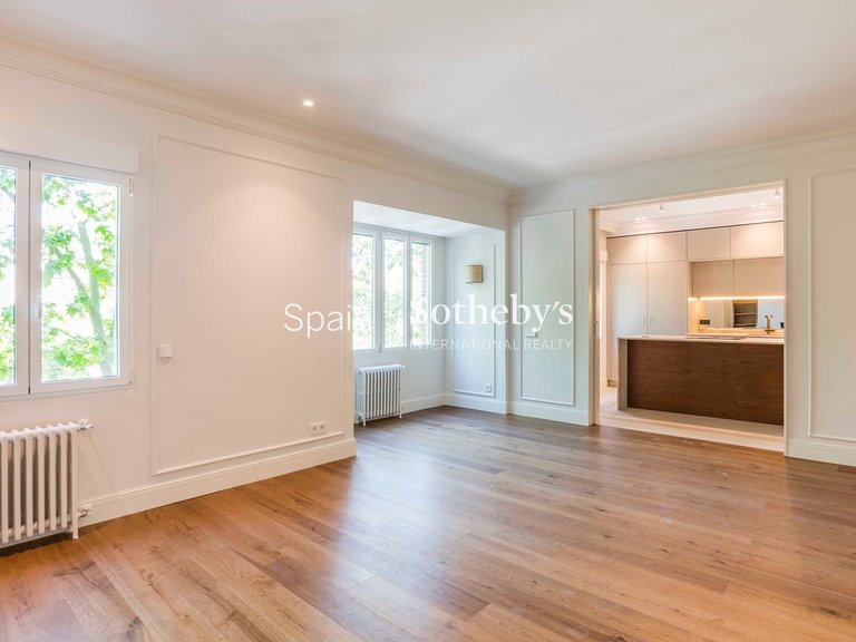 Apartment for Sale in Madrid, Madrid 6