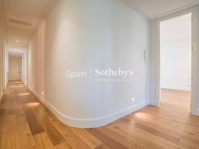 Apartment for Sale in Madrid, Madrid 26