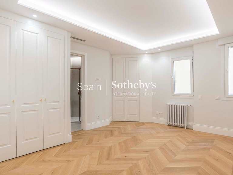 Apartment for Sale in Madrid, Madrid 34