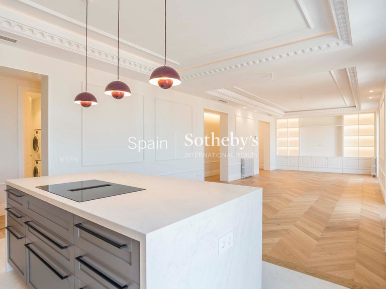 Apartment for Sale in Madrid, Madrid 14