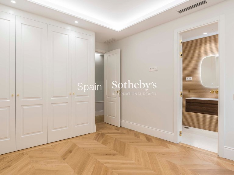 Apartment for Sale in Madrid, Madrid 31