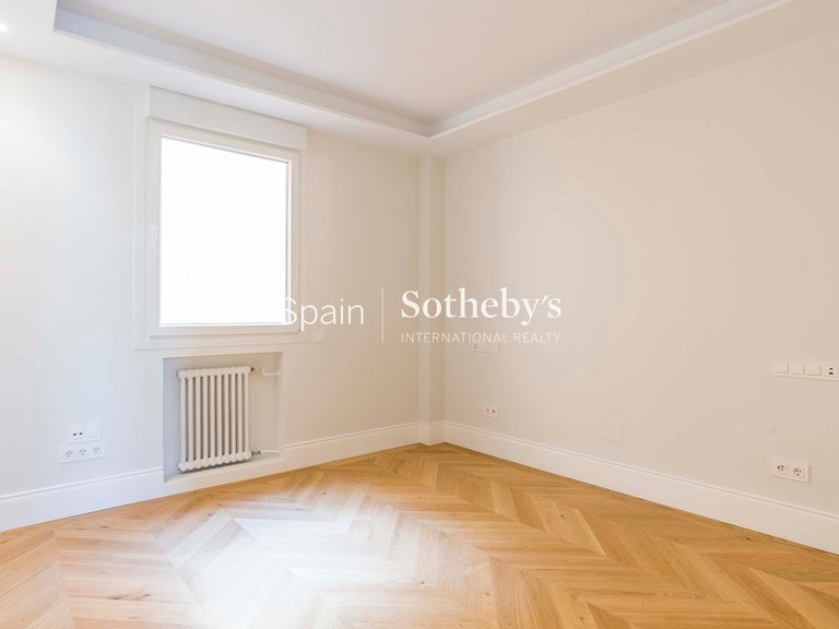 Apartment for Sale in Madrid, Madrid 20