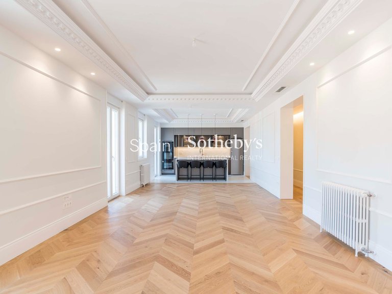 Apartment for Sale in Madrid, Madrid 15