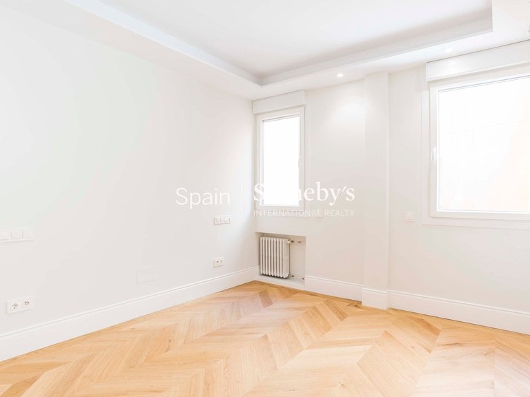 Apartment for Sale in Madrid, Madrid 25