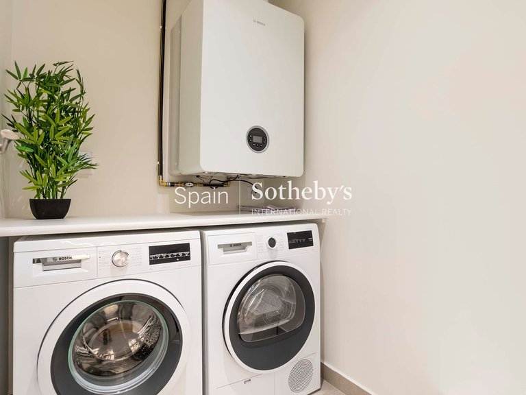Apartment for Sale in Madrid, Madrid 34