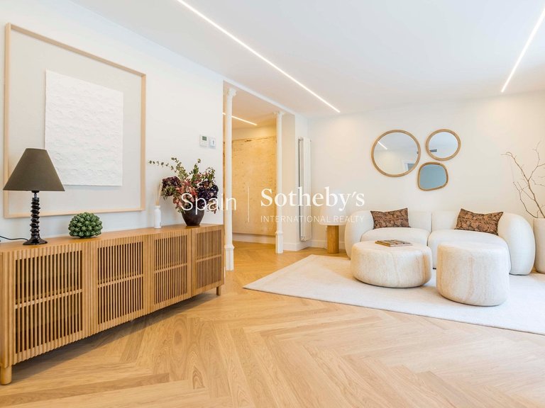 Apartment for Sale in Madrid, Madrid 8