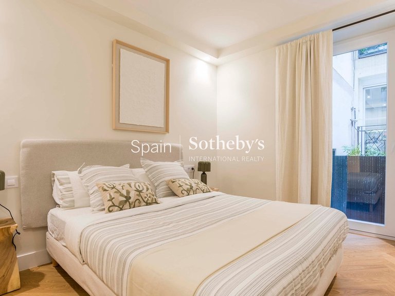 Apartment for Sale in Madrid, Madrid 24