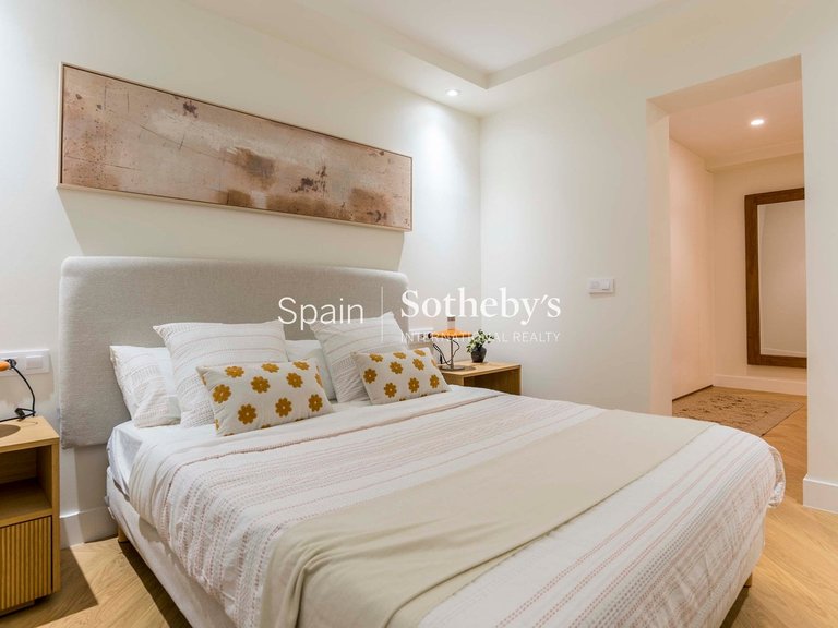 Apartment for Sale in Madrid, Madrid 32