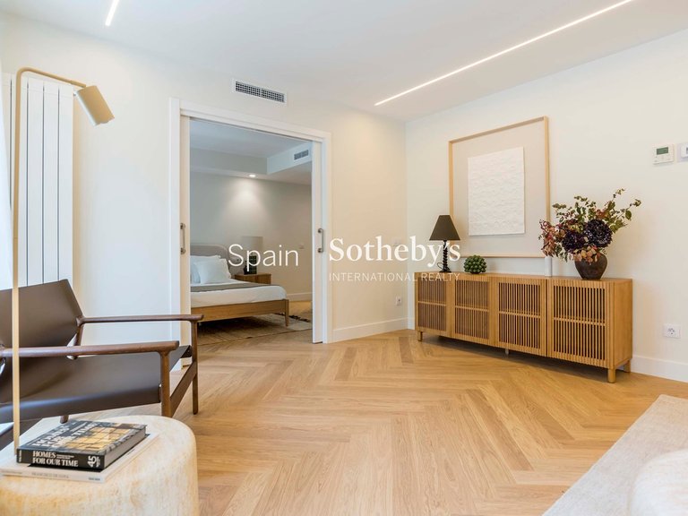Apartment for Sale in Madrid, Madrid 5