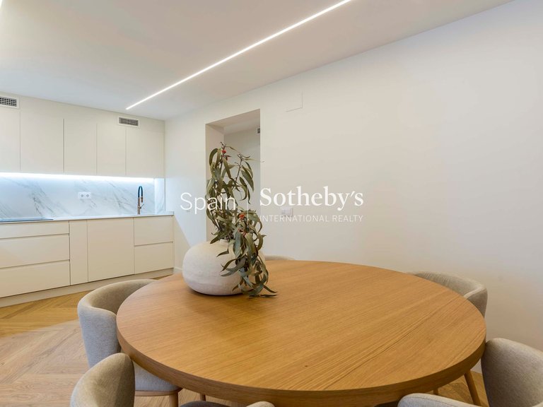 Apartment for Sale in Madrid, Madrid 14