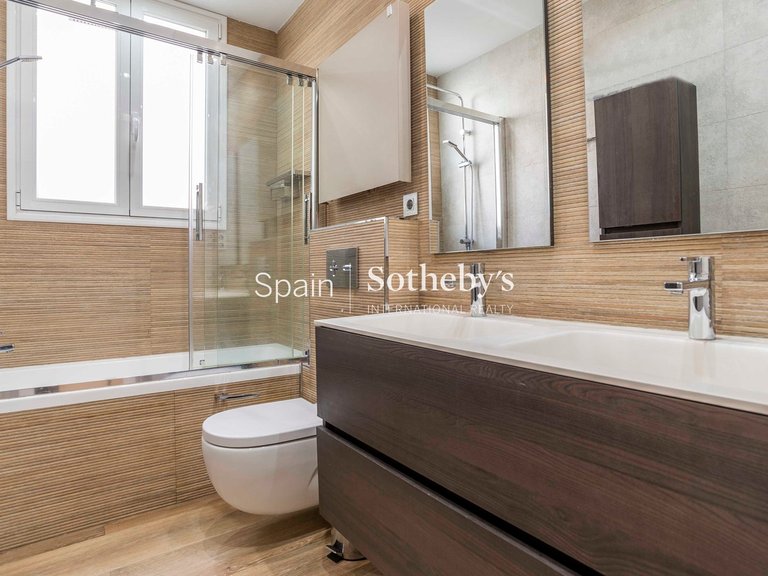 Apartment for Sale in Madrid, Madrid 36