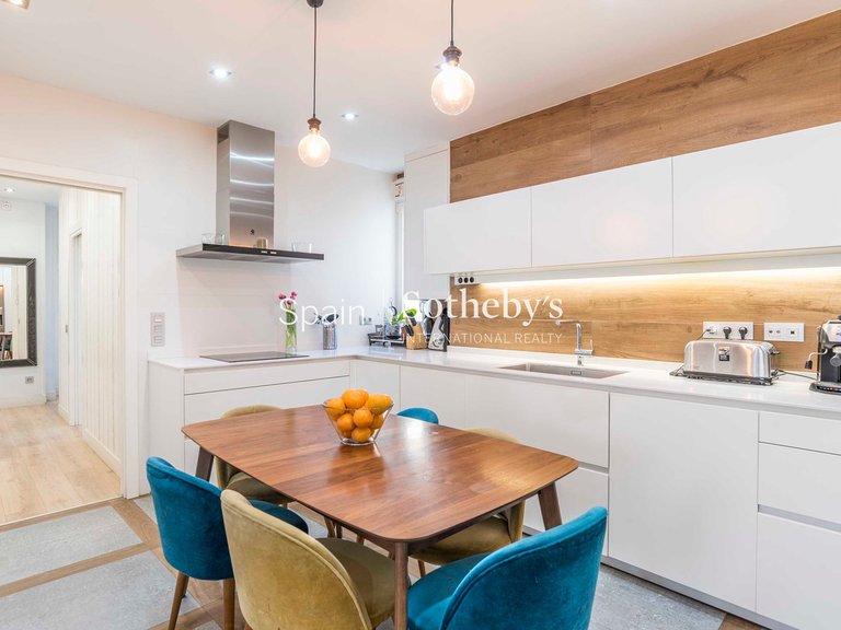 Apartment for Sale in Madrid, Madrid 17