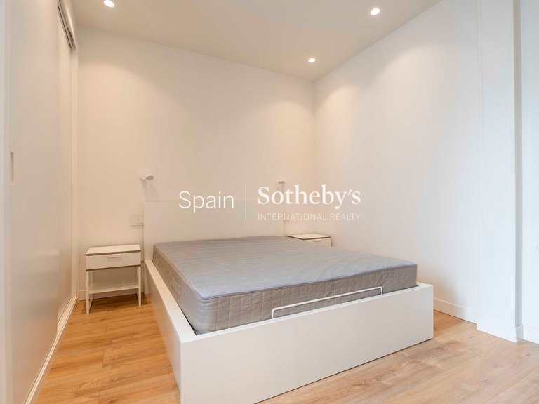 Apartment for Sale in Madrid, Madrid 17