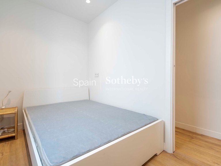 Apartment for Sale in Madrid, Madrid 16