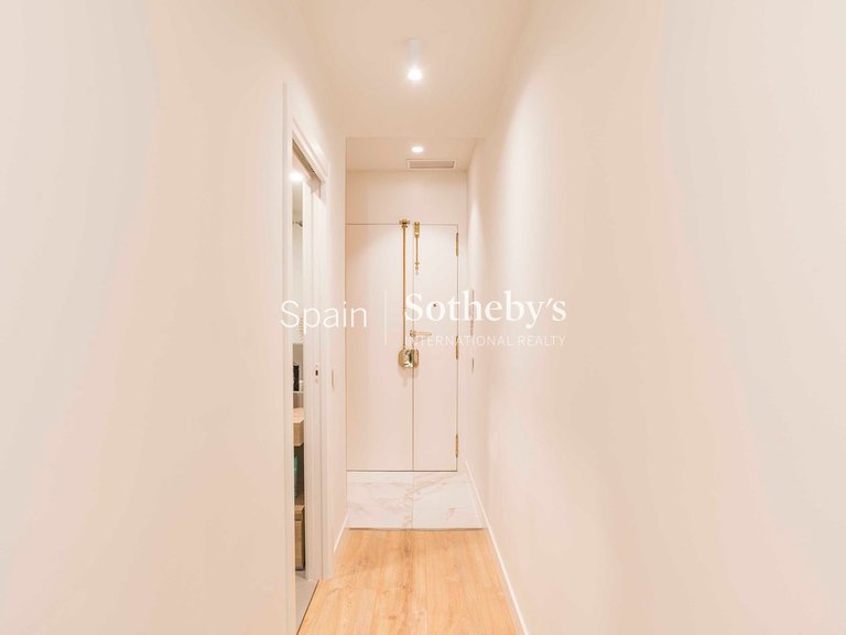 Apartment for Sale in Madrid, Madrid 33