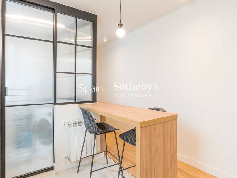 Apartment for Sale in Madrid, Madrid 11